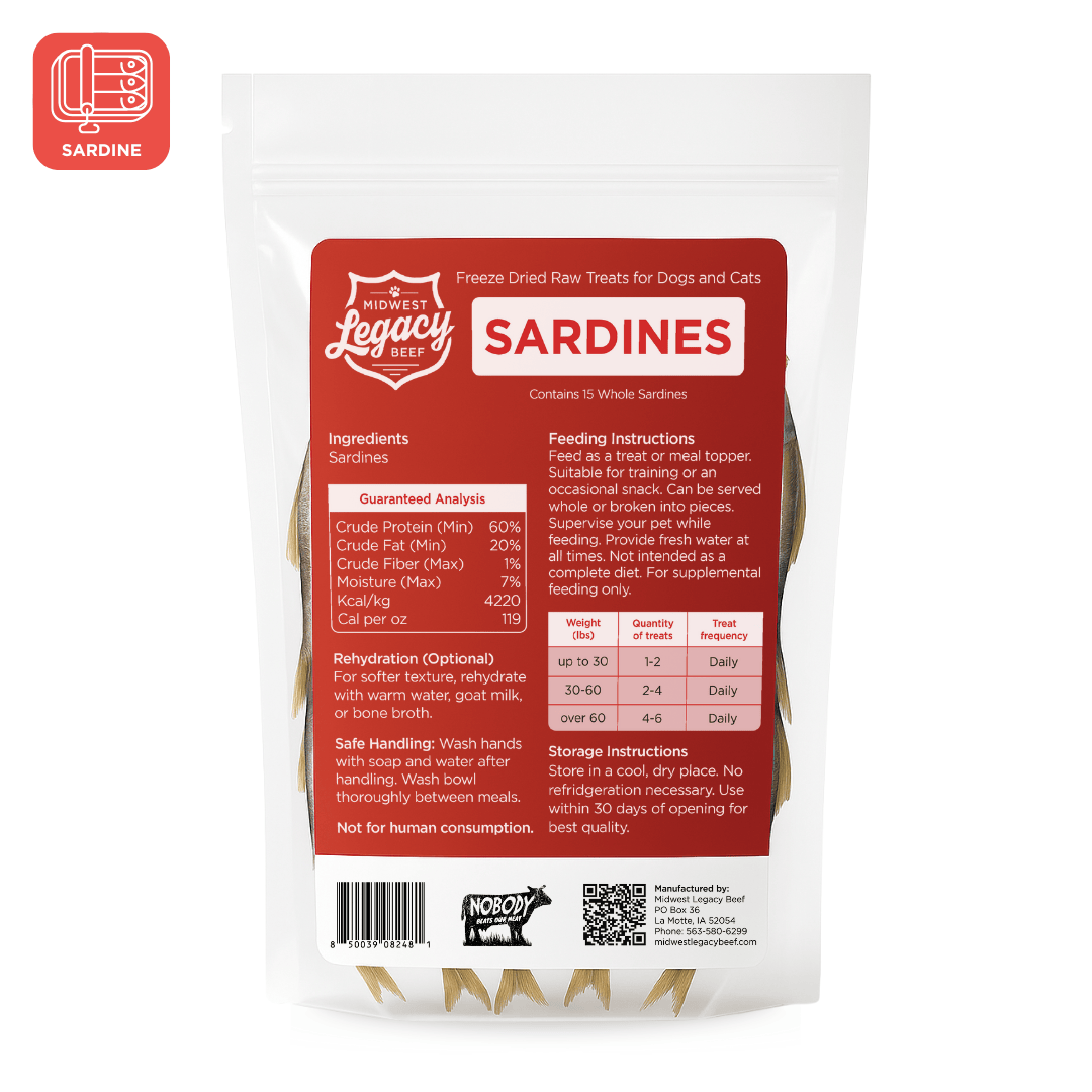 Package of freeze-dried raw sardines for dogs and cats with a red label on a white background.